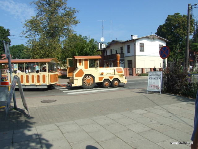ciuchcia krążąca po Krynicy