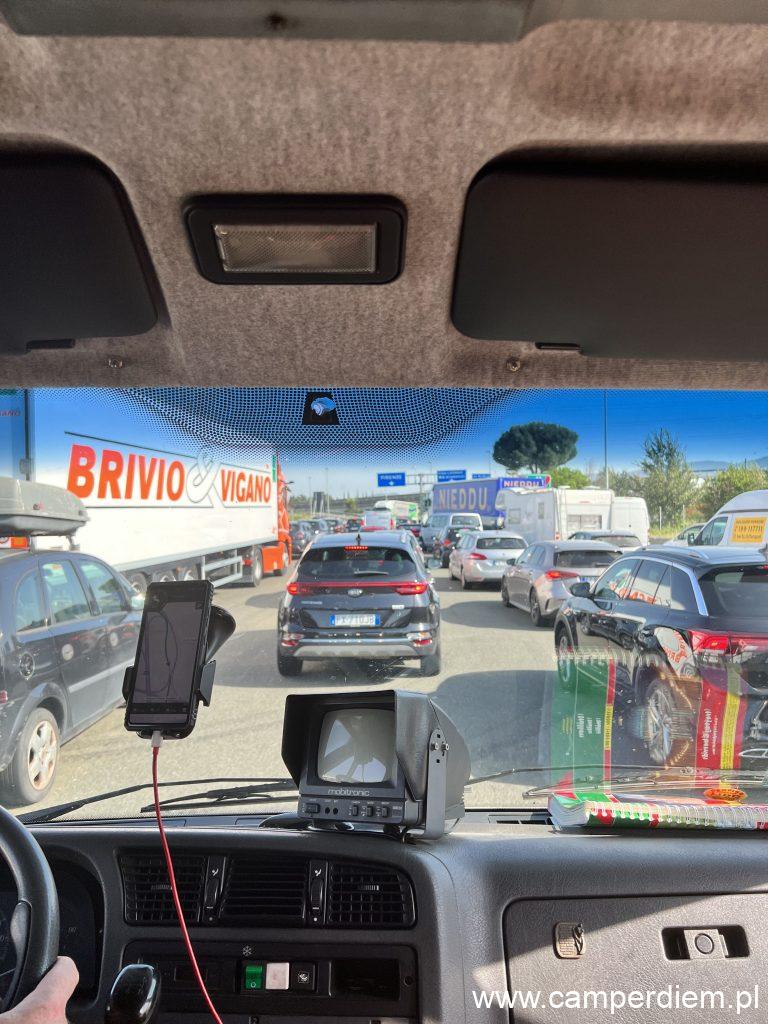 korek na zjeździe z autostrady